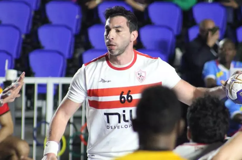 أحمد الأحمر - يد الزمالك